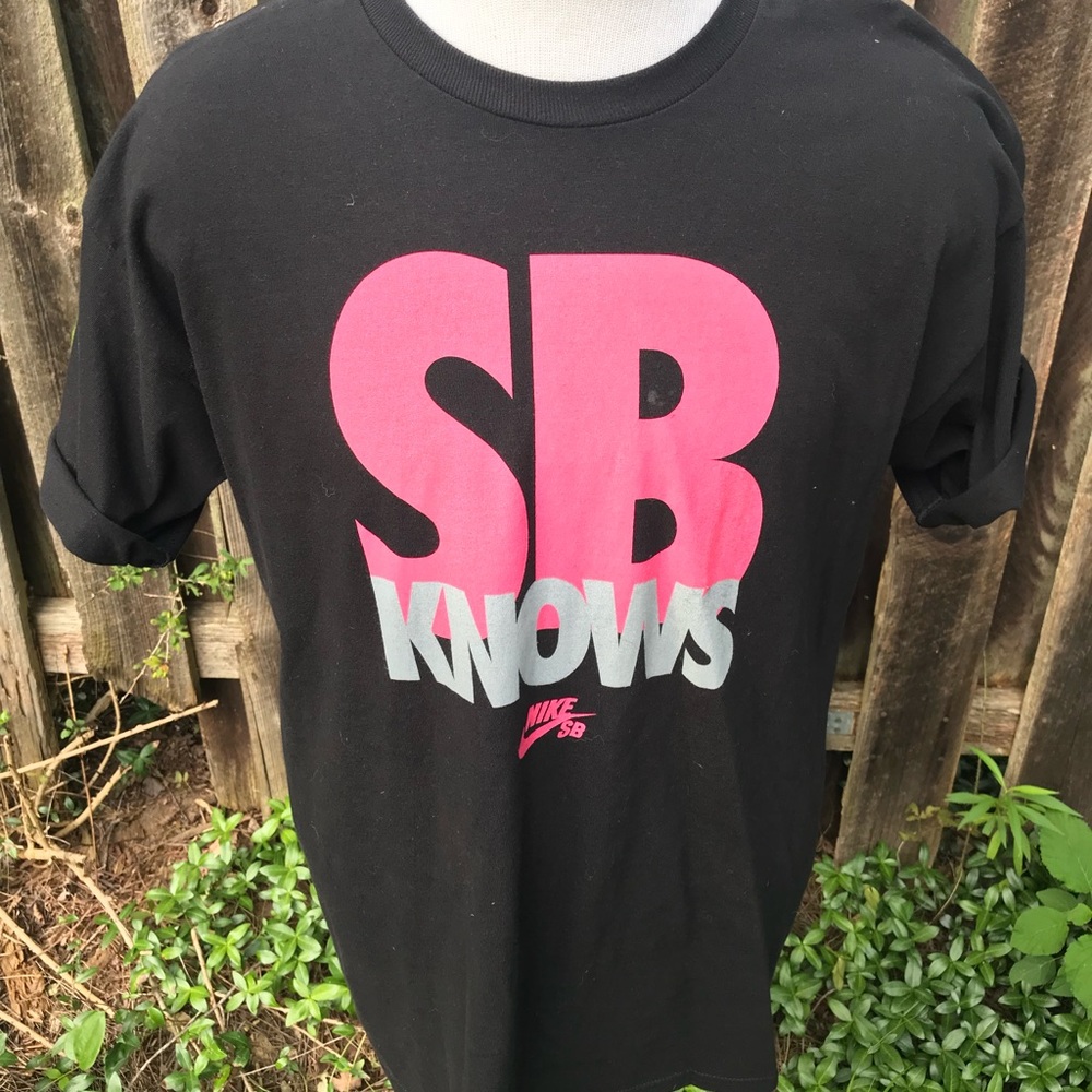 Nike sb tee